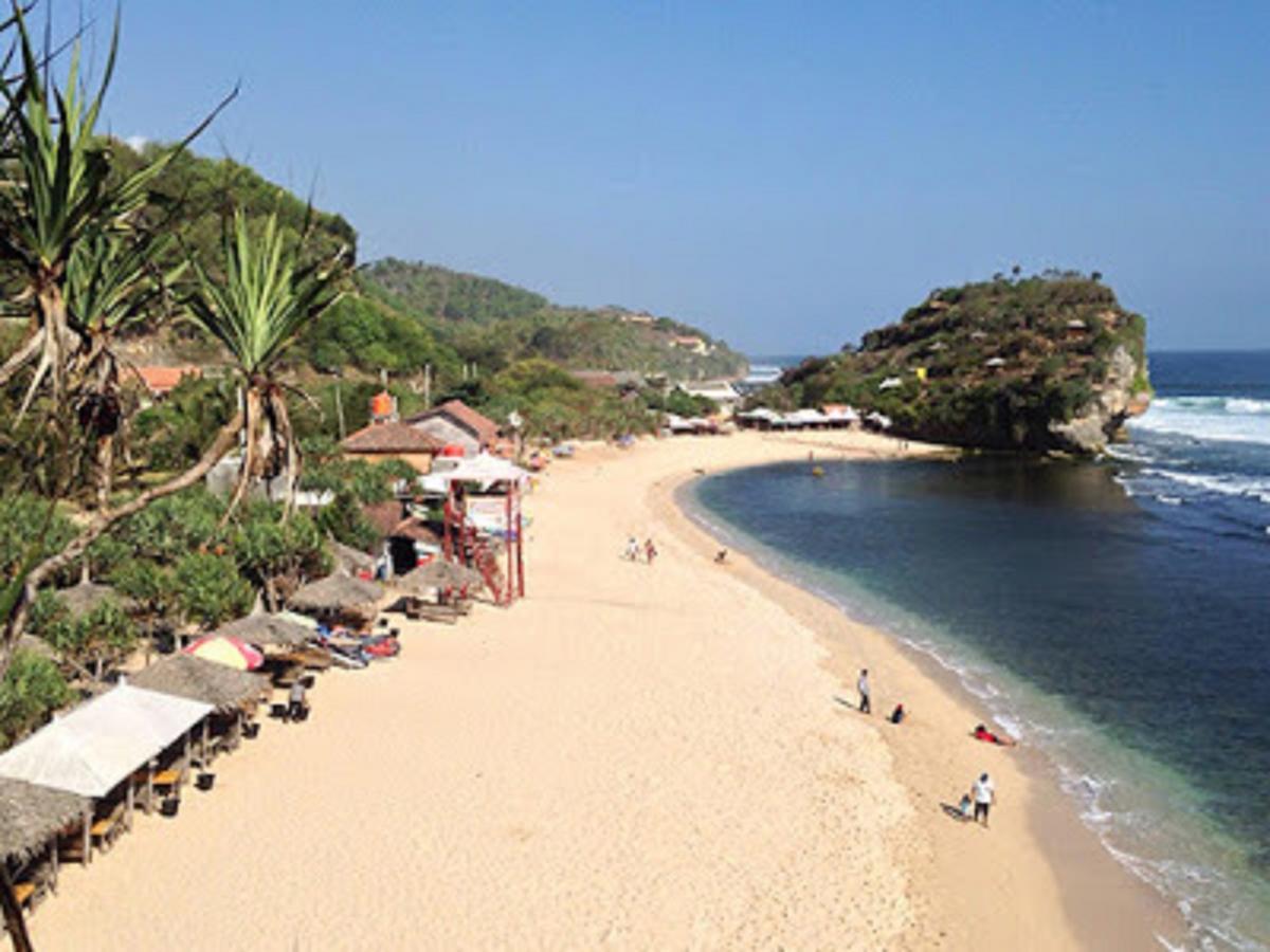 יוגיאקרטה La Javanaise Home Stay Malioboro מראה חיצוני תמונה